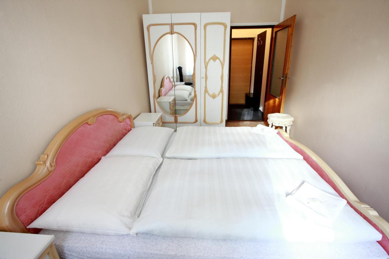 Klášterec nad Ohří Hotel Slavie מראה חיצוני תמונה